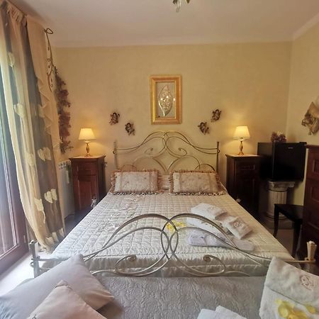 Queen'S Luxurious House Gallipoli Bagian luar foto