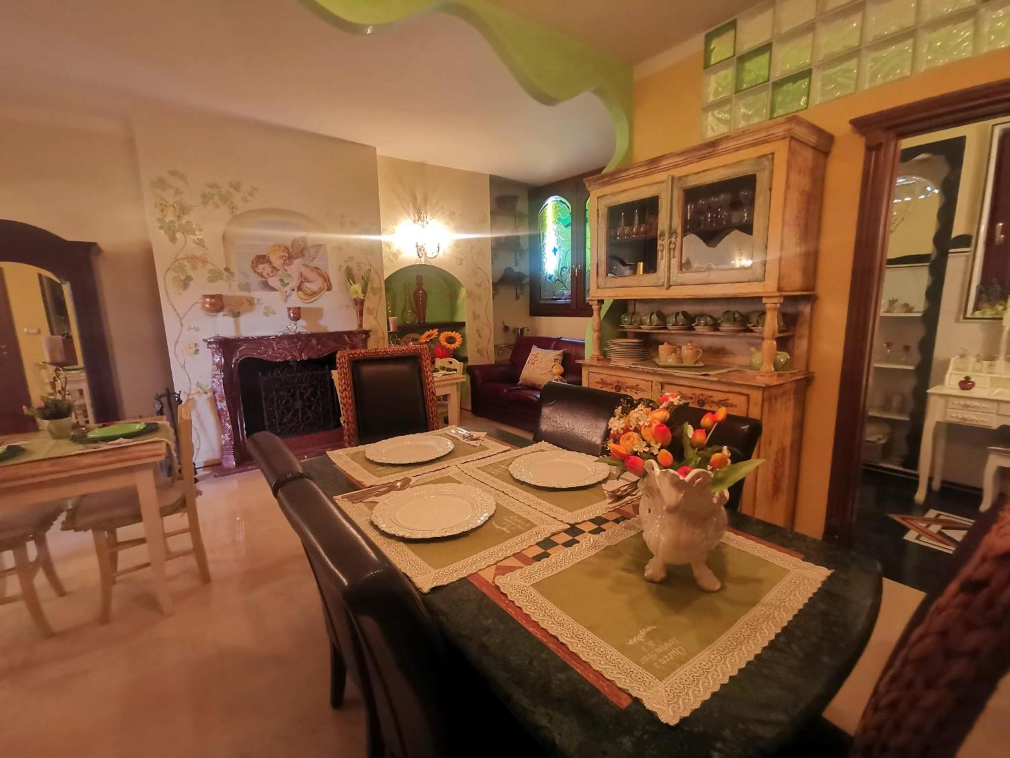 Queen'S Luxurious House Gallipoli Bagian luar foto