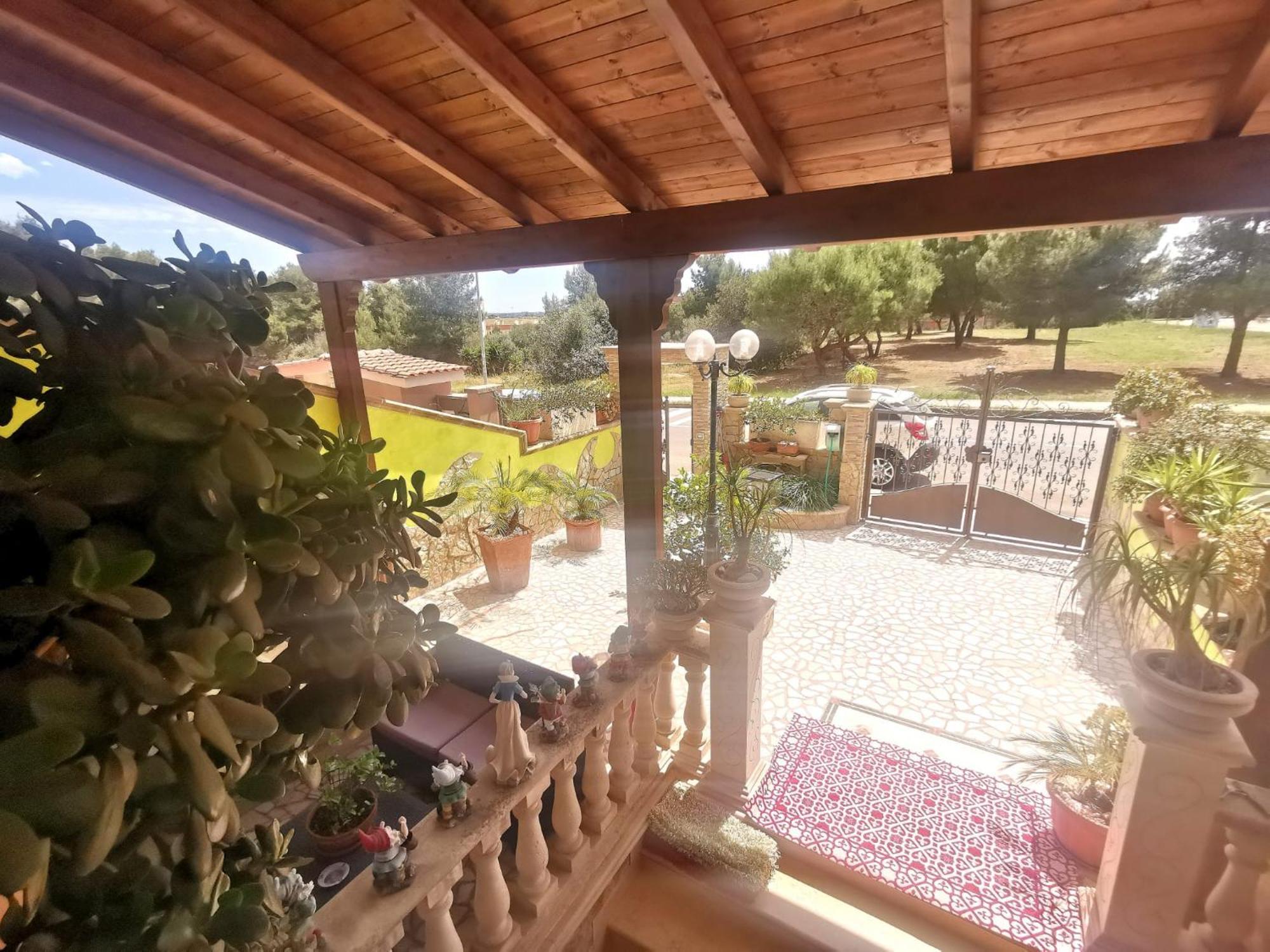 Queen'S Luxurious House Gallipoli Bagian luar foto