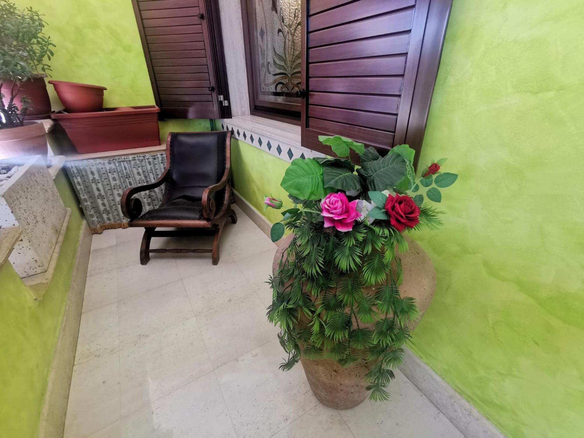 Queen'S Luxurious House Gallipoli Bagian luar foto